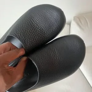 Marni | Shoes | Marni Mens Size 429 Black Leather Fussbett  display picture 1